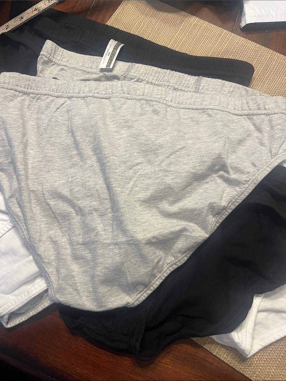 Updated listing 6 pair Kenneth Cole Men's Briefs in White and Black Gray medium - Picture 6 of 6